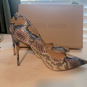 Steve Madden Vala Multi-snake heels